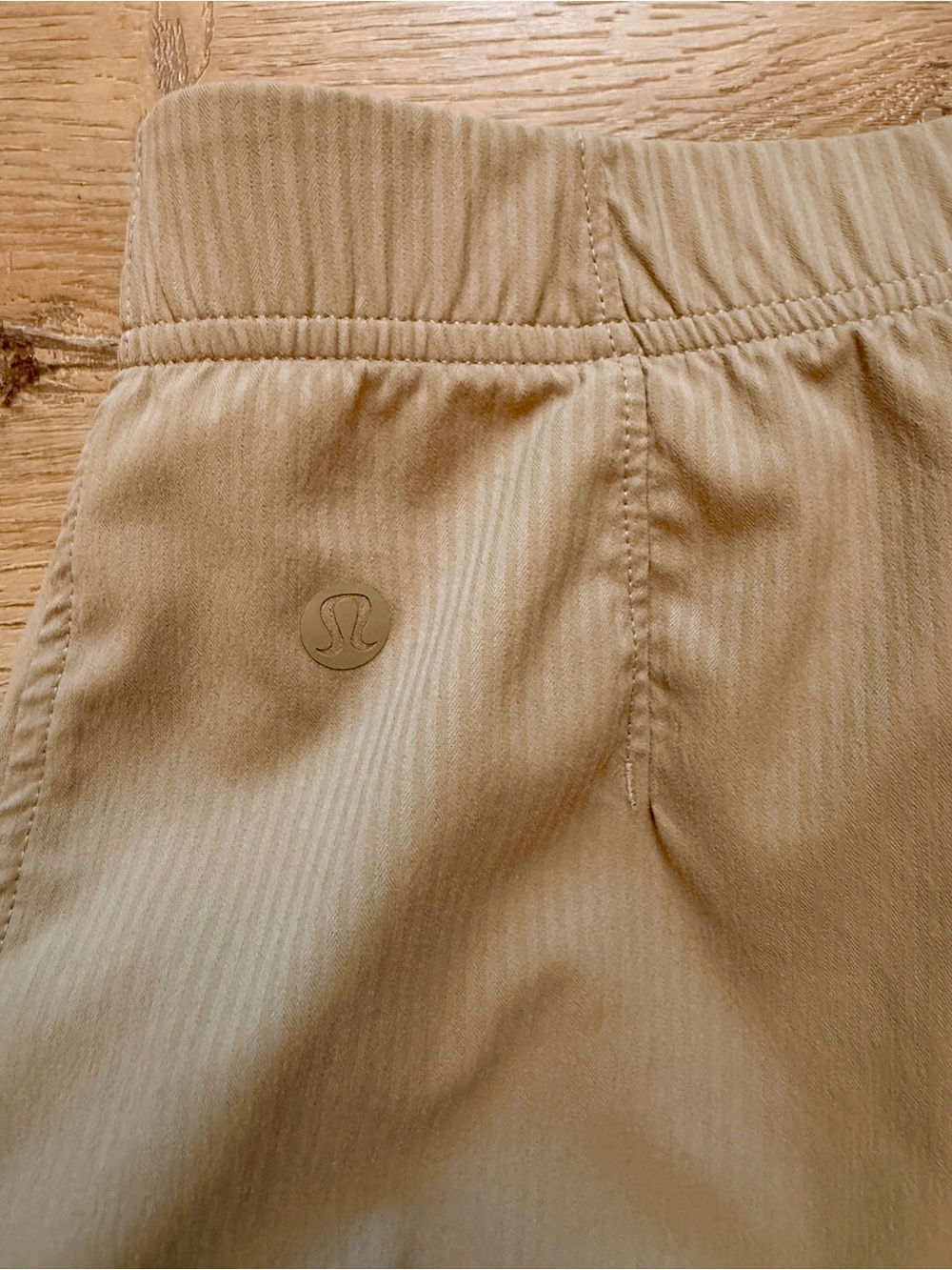 Lululemon Athletica Dance Studio Slim Fit High Rise Flared Tan Pants, M Like New - Picture 10 of 11